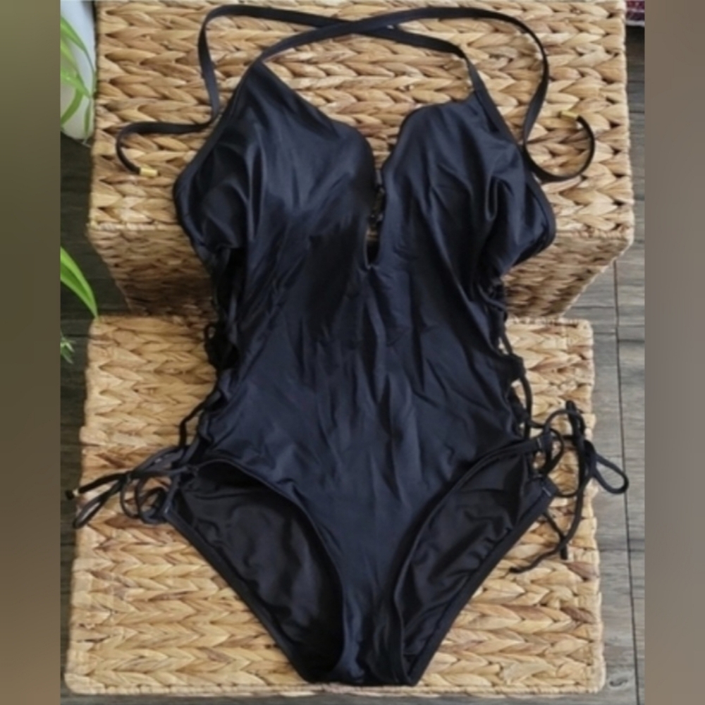 LAUNDRY supersexy Black Cut-out OnePiece Swimsuit